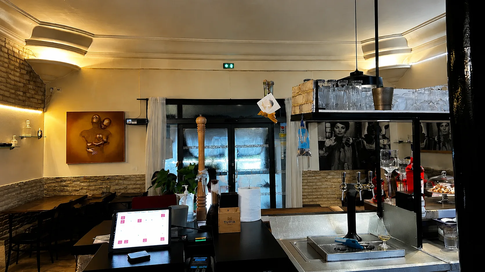 Bar intérieur, restaurant italien Amore Mio Saint-Raphaël