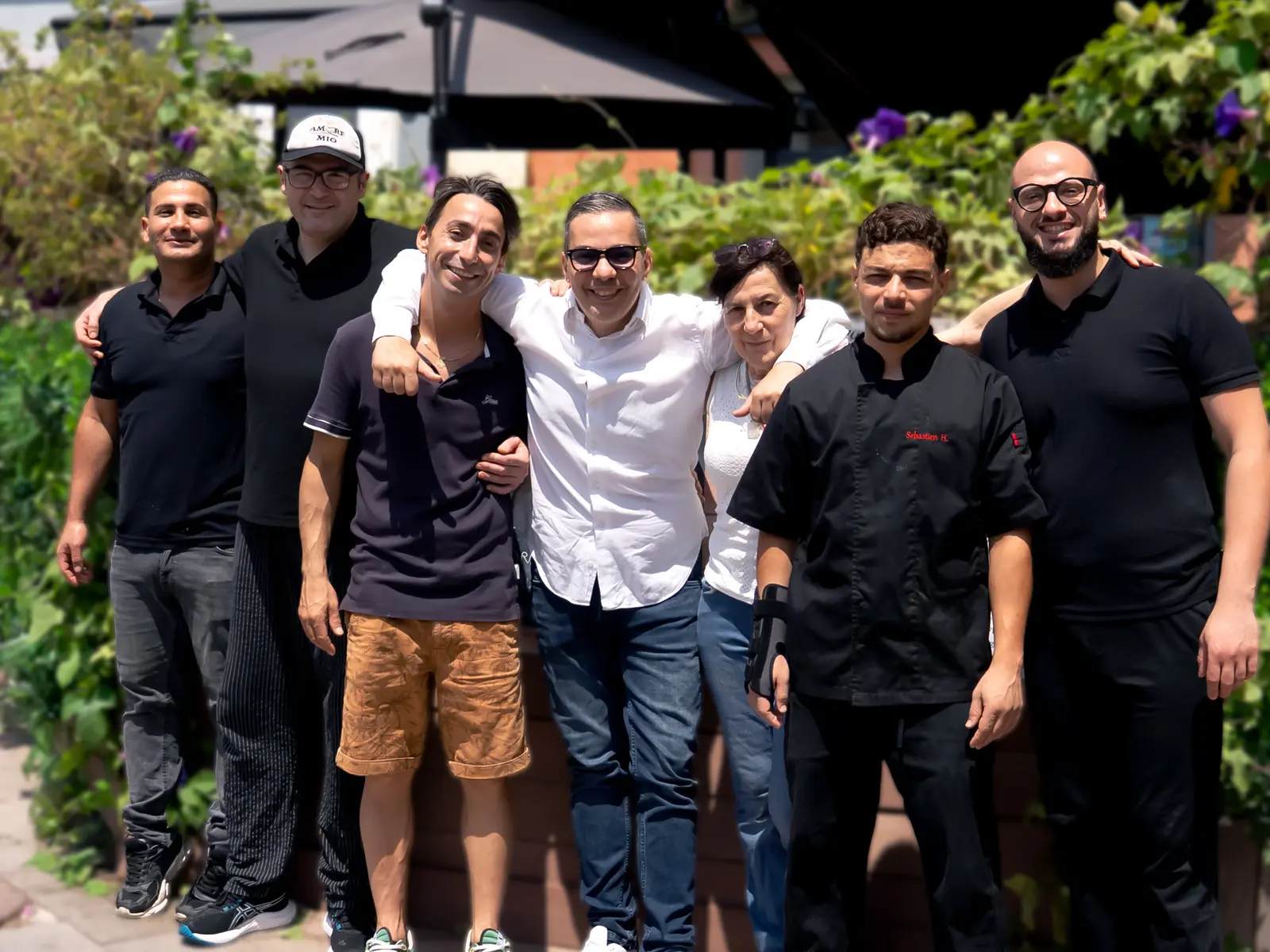 L'équipe du restaurant italien Amore Mio à Saint-Raphaël