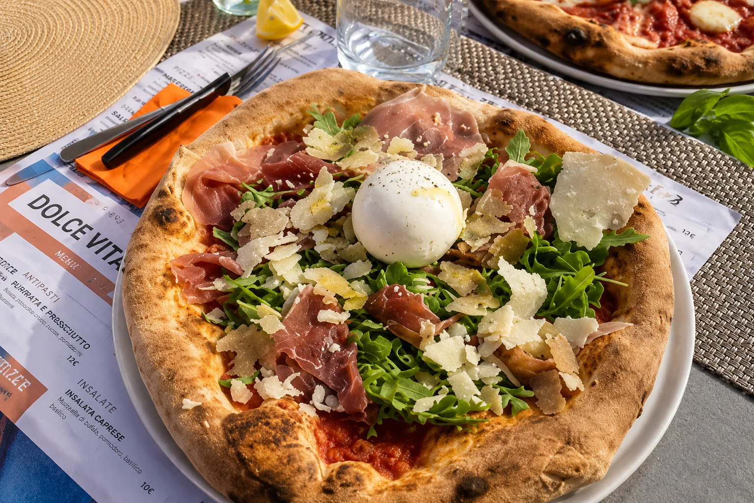 Plat signature Pizzas restaurant italien Saint-Raphaël